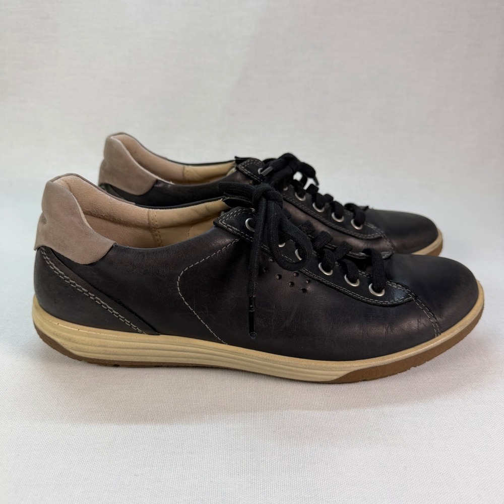 ECCO Chase II Tie Sneakers Womens 41 Black Leather Lace Up Comfort Low Top 10.5